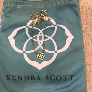 Kendra Scott gold pendant necklace